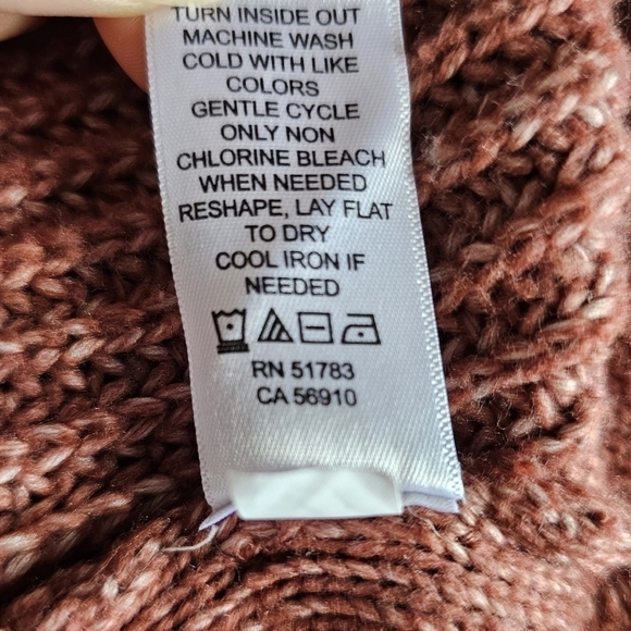 Maurices terracotta mock turtleneck cableknit side-slit sweater Size S - Picture 8 of 8